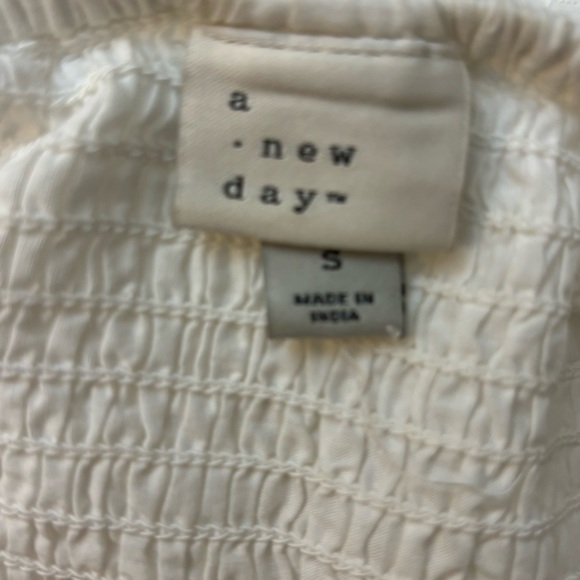 A New Day Eyelet Dress - Picture 3 of 7